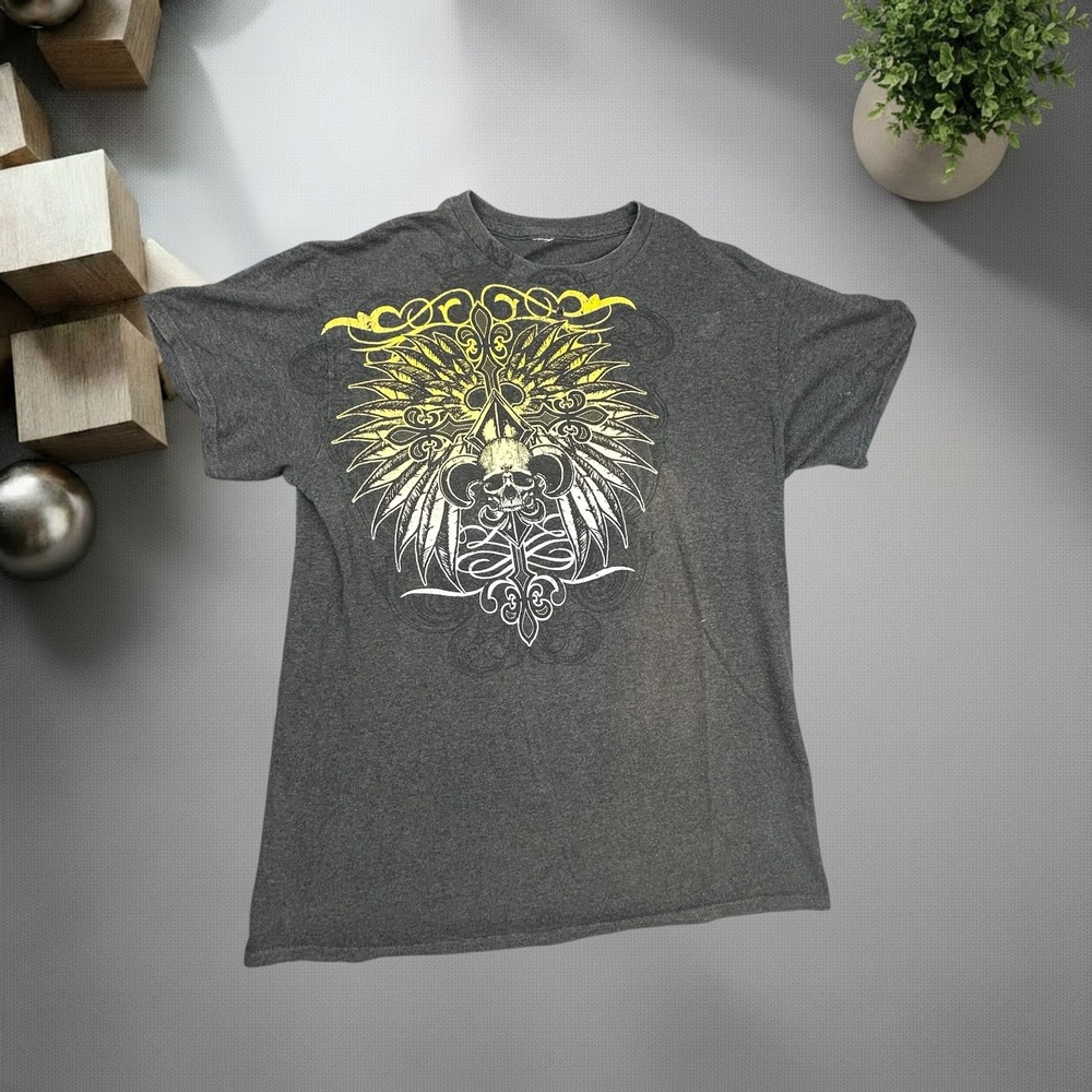 Vintage Y2K Skull Wings Fleur De Lis Graphic T Shirt Charcoal Grey Skater Grunge